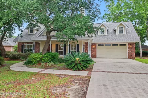 422 Cachemont Cv, Biloxi, MS 39531