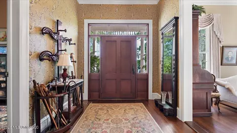 Entry Way - 3826 Mississippi 18, Brandon, MS 39042 photo 2 of 7