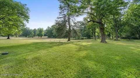 Exterior - 3826 Mississippi 18, Brandon, MS 39042 photo 16 of 23