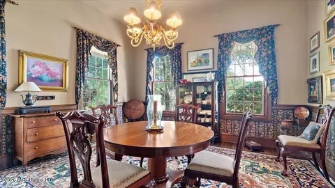 Dining - 3826 Mississippi 18, Brandon, MS 39042 photo 3 of 7