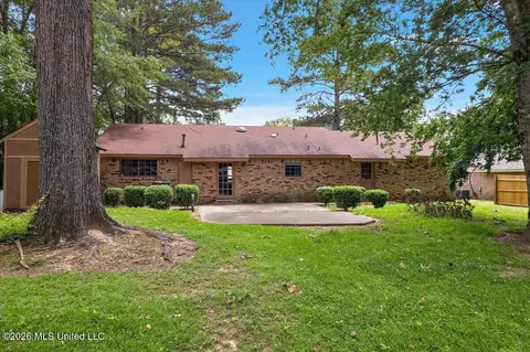Exterior - 5209 Sycamore Dr, Jackson, MS 39212 photo 8 of 9
