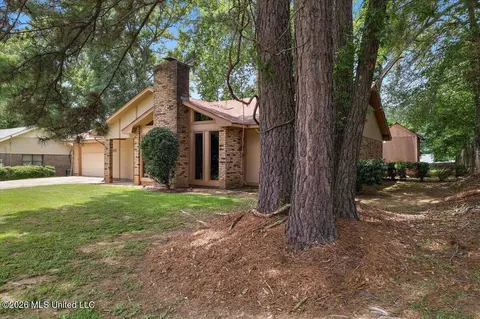 Exterior - 5209 Sycamore Dr, Jackson, MS 39212 photo 2 of 9