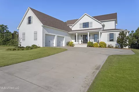 407 Goose Pointe Blvd, Biloxi, MS 39531