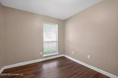 Bedroom - 206 Valley Ridge Dr, Jackson, MS 39206 photo 6 of 8