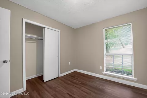 Bedroom - 206 Valley Ridge Dr, Jackson, MS 39206 photo 8 of 8