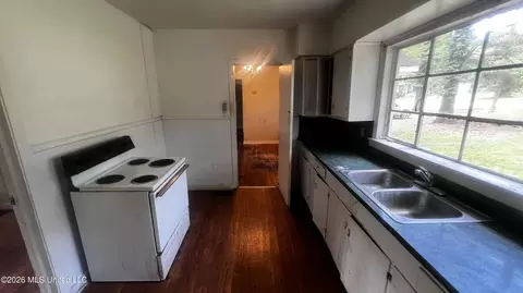 Entry Way - 4644 Normandy Dr, Jackson, MS 39206 photo 3 of 3