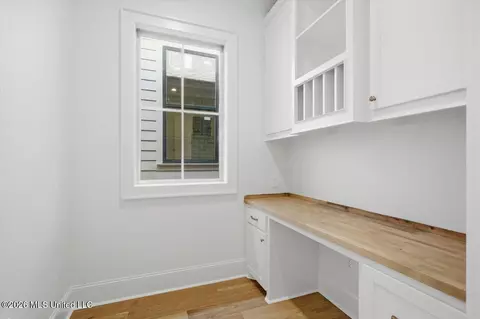 Entry Way - 140 Water St, Madison, MS 39110 photo 3 of 4