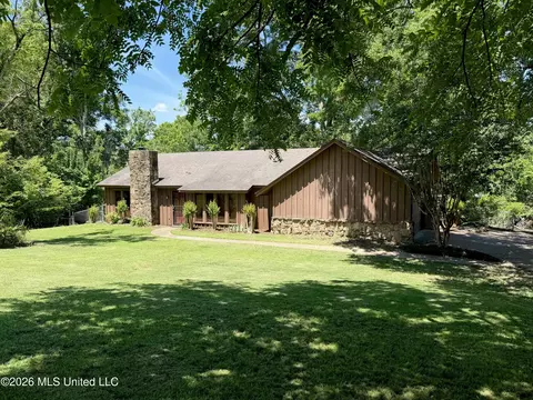 1923 Fenwood Ter, Yazoo City, MS 39194
