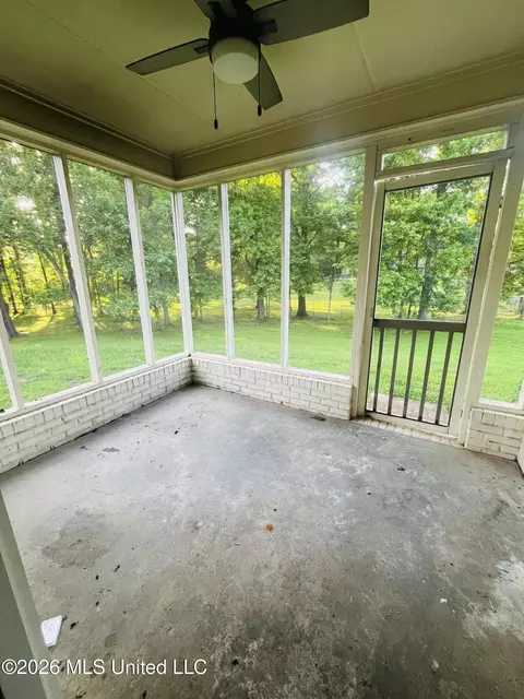 Exterior - 3817 Stage Rd, Coldwater, MS 38618 photo 2 of 5