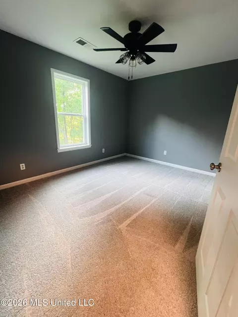 Bedroom - 3817 Stage Rd, Coldwater, MS 38618 photo 2 of 4