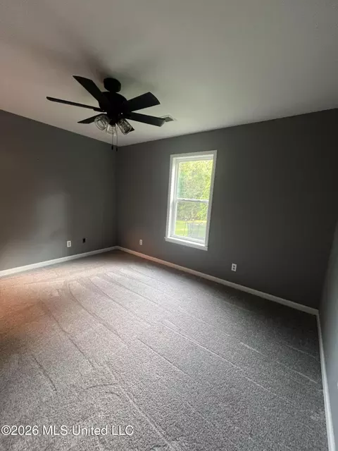 Bedroom - 3817 Stage Rd, Coldwater, MS 38618 photo 3 of 4