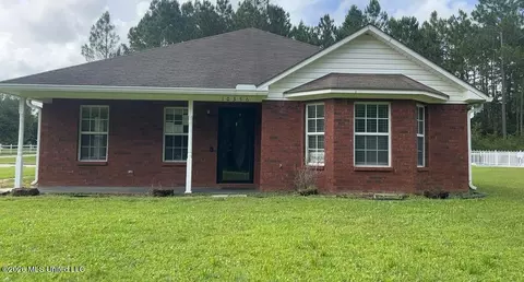 10356 Shady Pine Dr, Vancleave, MS 39565