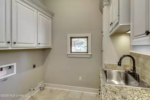 Other - 275 Williams Dr, Florence, MS 39073 photo 2 of 16