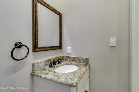 Bath - 275 Williams Dr, Florence, MS 39073 photo 6 of 7