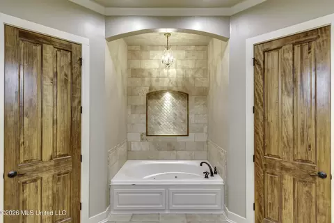 Bath - 275 Williams Dr, Florence, MS 39073 photo 1 of 7