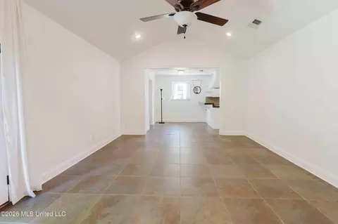 Living - 5355 Suffolk Dr, Jackson, MS 39211 photo 4 of 5