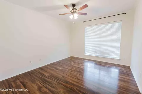 Living - 5355 Suffolk Dr, Jackson, MS 39211 photo 5 of 5