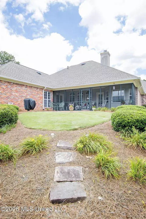 Exterior - 405 Eastpointe Cv, Madison, MS 39110 photo 7 of 7