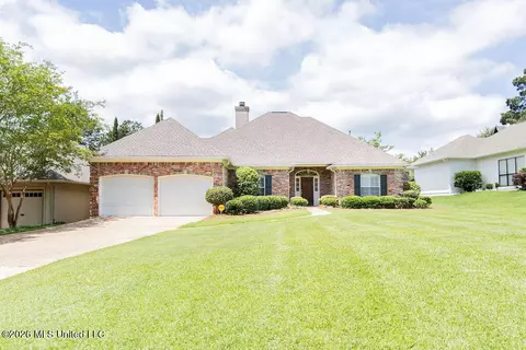 Exterior - 405 Eastpointe Cv, Madison, MS 39110 photo 2 of 7