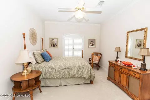 Bedroom - 405 Eastpointe Cv, Madison, MS 39110 photo 4 of 5