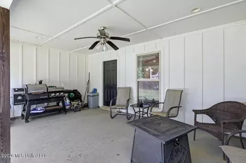 Exterior - 733 Lexington Dr, Florence, MS 39073 photo 5 of 8