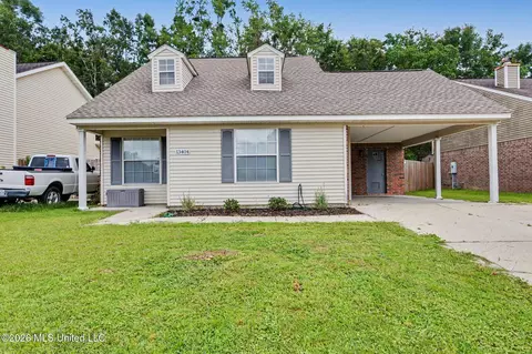 13404 Locust Hill Dr, Gulfport, MS 39503