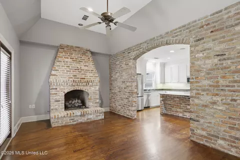 Other - 12 Waterford Pl, Jackson, MS 39211 photo 6 of 8