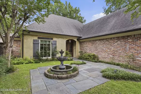 Exterior - 12 Waterford Pl, Jackson, MS 39211 photo 3 of 9
