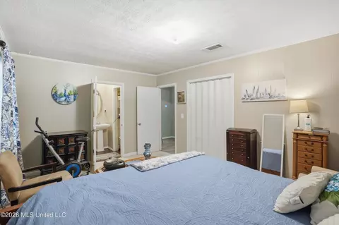 Bedroom - 2491 Ms-16, Carthage, MS 39051 photo 8 of 8