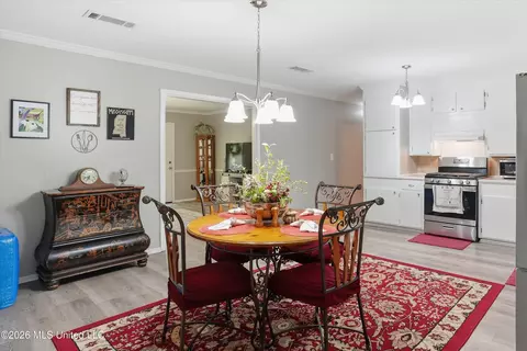 Dining - 2491 Ms-16, Carthage, MS 39051 photo 1 of 3