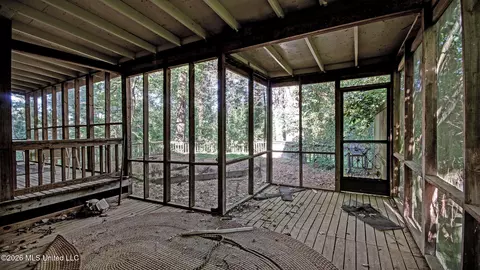 Exterior - 331 Lake Harbor Rd, Brandon, MS 39047 photo 12 of 15