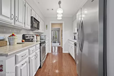 Kitchen - 47 Eastbrooke St, Jackson, MS 39216 photo 1 of 1