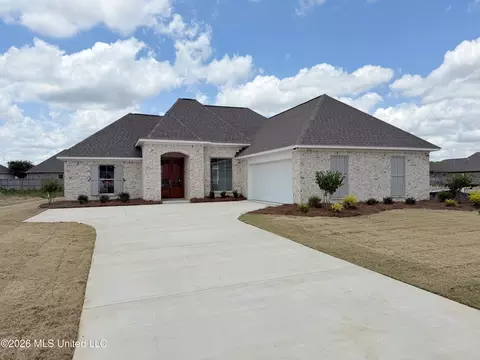 Exterior - 134 Mission Park Dr, Madison, MS 39110 photo 2 of 5