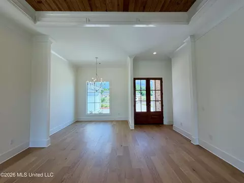 Living - 134 Mission Park Dr, Madison, MS 39110 photo 3 of 4