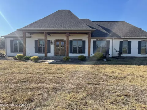 719 Leesburg Rd, Pelahatchie, MS 39145