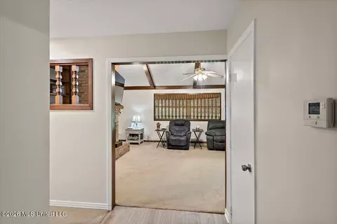 Entry Way - 55 Sunline Dr, Brandon, MS 39042 photo 2 of 2