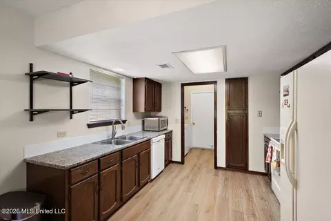 Other - 55 Sunline Dr, Brandon, MS 39042 photo 4 of 7