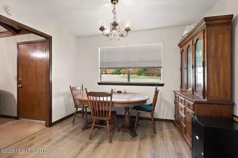 Dining - 55 Sunline Dr, Brandon, MS 39042 photo 1 of 1