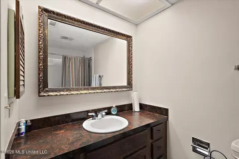 Bath - 55 Sunline Dr, Brandon, MS 39042 photo 1 of 3