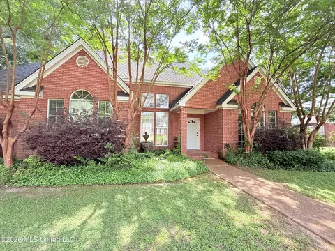 Exterior - 2465 Pryor St, Grenada, MS 38901 photo 6 of 6