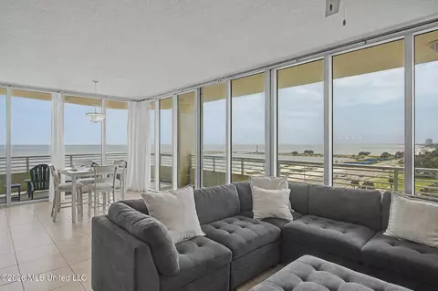 2060 Beach Blvd #504, Biloxi, MS 39531