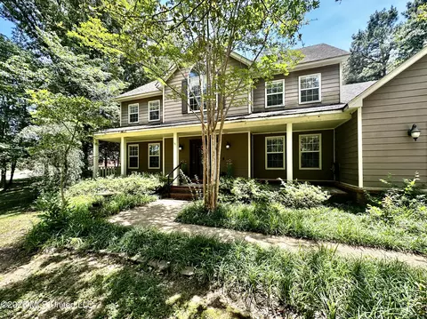 8863 Sheltowee Trl, Hernando, MS 38632