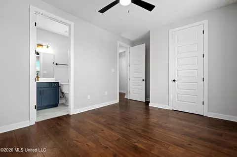 Bedroom - 3819 Fieldstream Dr, Olive Branch, MS 38654 photo 2 of 4