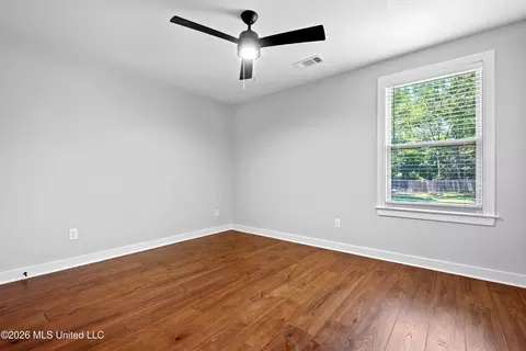 Bedroom - 3819 Fieldstream Dr, Olive Branch, MS 38654 photo 4 of 4