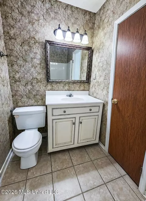 Bath - 1795 Provine Rd, Grenada, MS 38901 photo 1 of 2