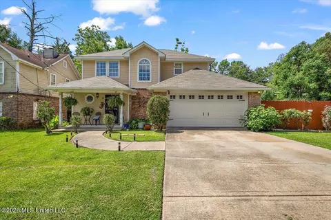 6 Canary Pl, Jackson, MS 39204