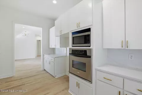 Entry Way - 115 Camden Ct, Madison, MS 39110 photo 1 of 1