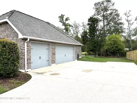 Exterior - 7444 Turnberry Dr, Diamondhead, MS 39525 photo 4 of 5