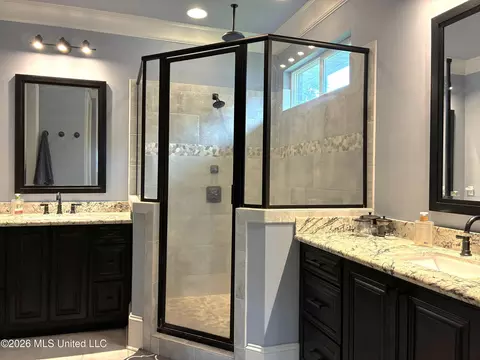 Bath - 7444 Turnberry Dr, Diamondhead, MS 39525 photo 2 of 3