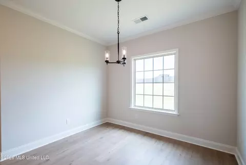 Dining - 7627 John Elliott Ln, Hernando, MS 38632 photo 2 of 2